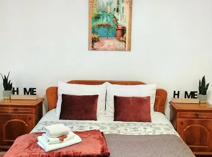 Apartament Cetate