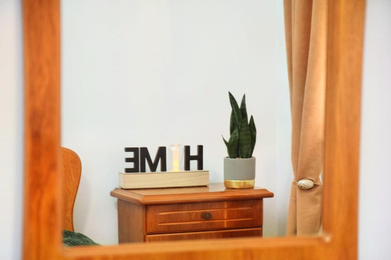 Cetate Apartment *