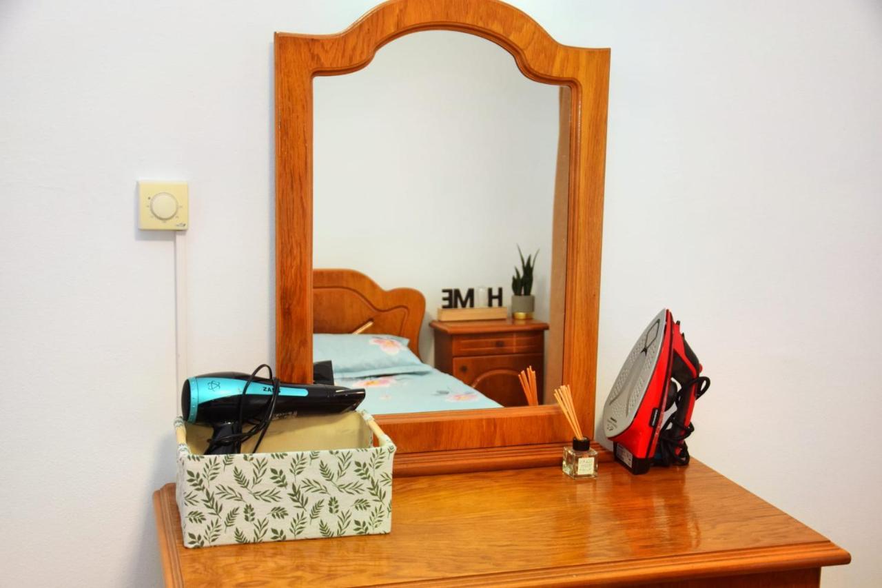 Apartment Cetate *